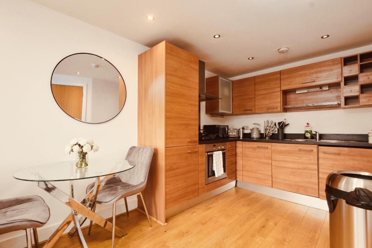 Deluxe City Modern Apt&Free Parking No Balcony Leeds  Exterior foto